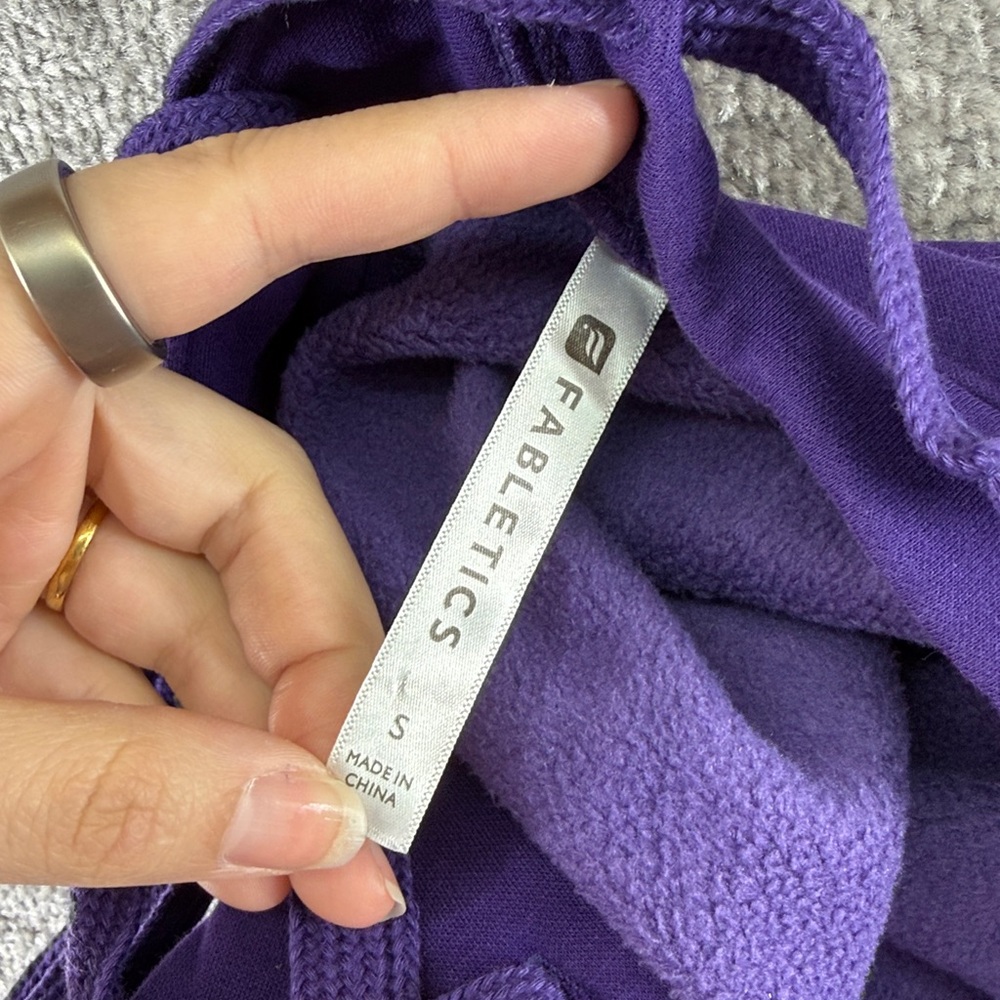 Fabletics Long Sleeve Sweatshirt Sweater Purple Womens S Athletic Active Women S - Picture 6 of 6